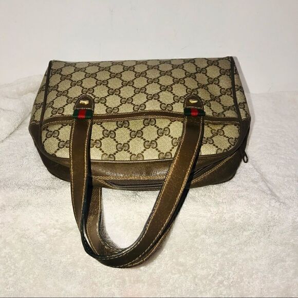 Super cute Gucci mini tote - Picture 12 of 14
